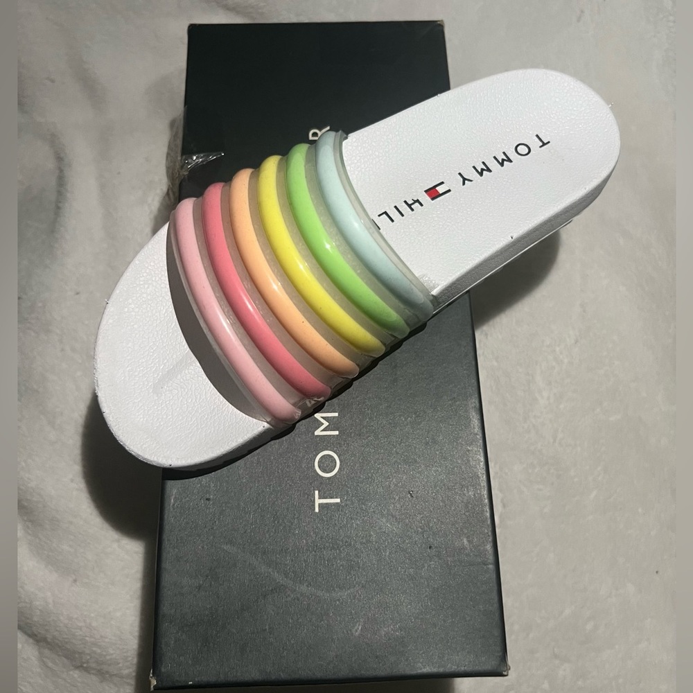 Colorful Tommy Hilfiger sandals size 4